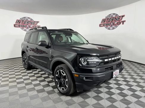 Used 2022 Ford Bronco Sport Outer Banks w/ Tech Package AWD/4WD image 9