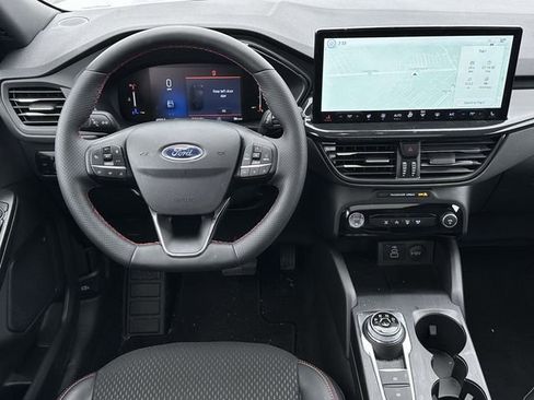 Used 2025 Ford Escape ST-Line w/ Tech Pack #1 image 9