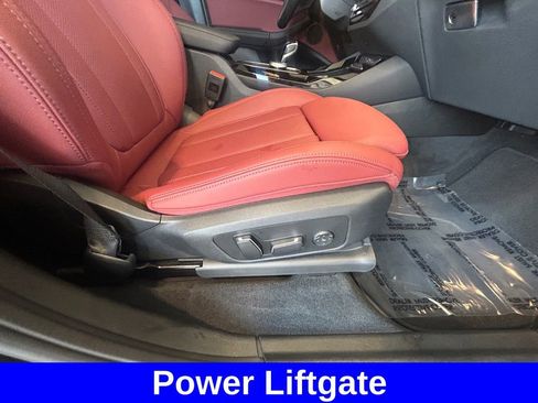 Used 2024 BMW X3 xDrive30i w/ Premium Package w/ZPA image 28