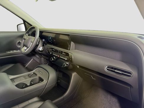 Used 2026 Hyundai Palisade SEL FWD image 33