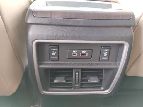 Used 2020 Nissan Murano Platinum image 12