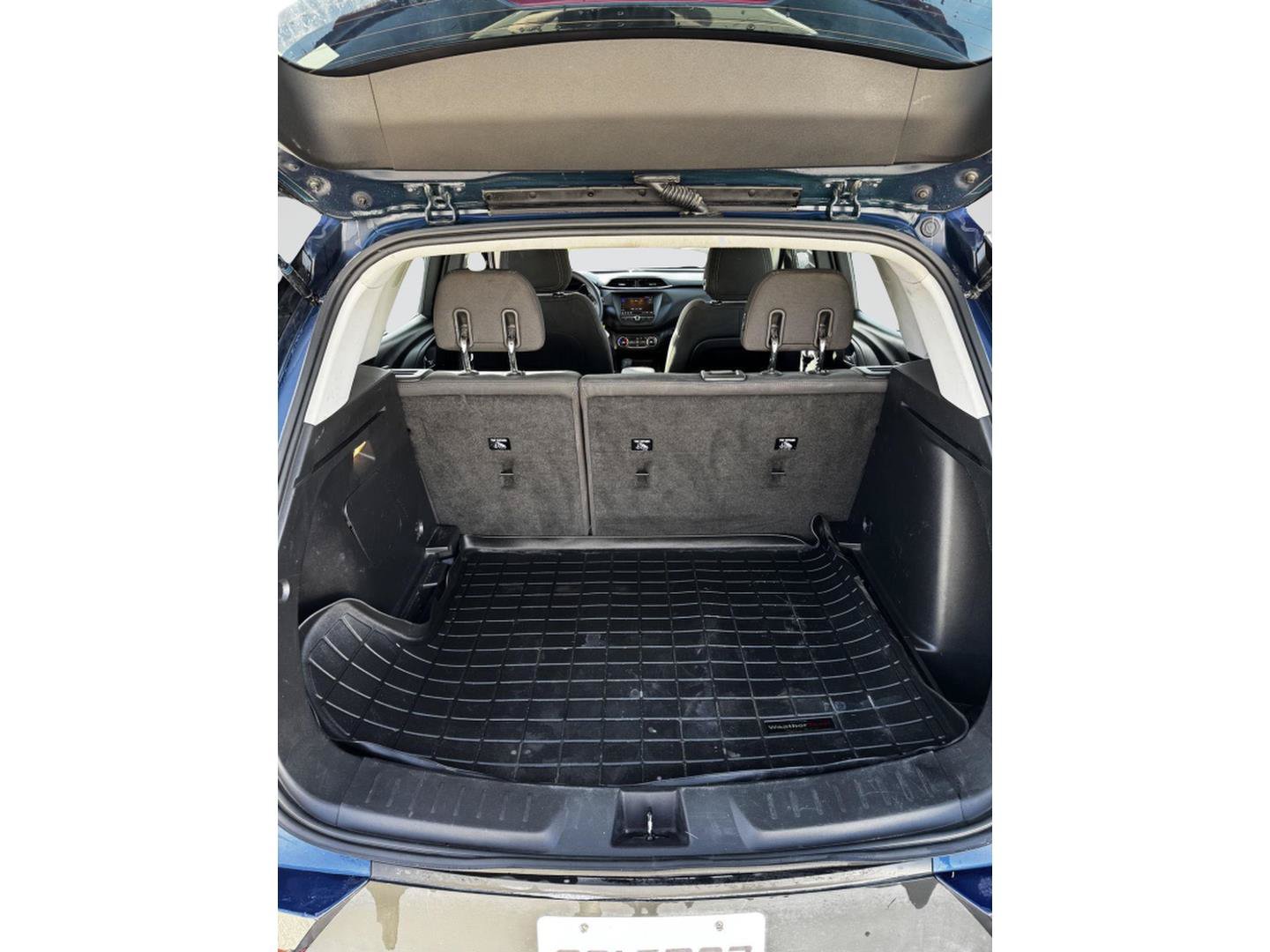 Used 2022 Chevrolet TrailBlazer LS AWD/4WD image 35