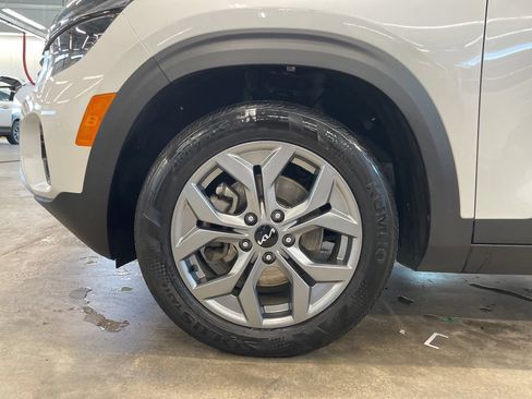 Certified 2024 Kia Seltos S AWD/4WD image 39