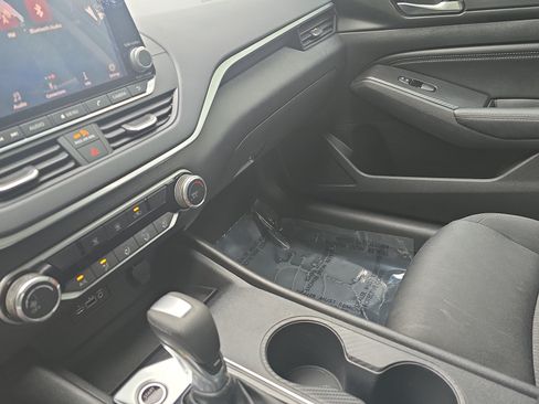 Used 2019 Nissan Altima 2.5 S FWD image 22