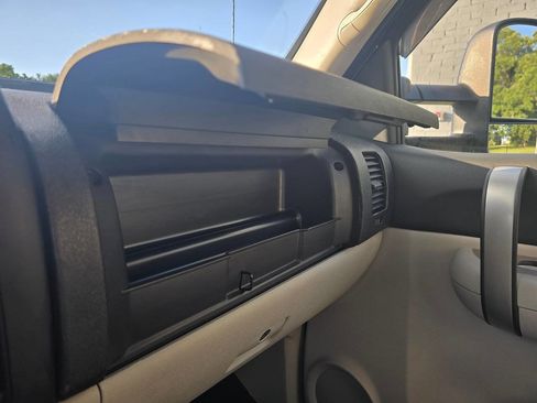 Used 2008 Chevrolet Silverado 2500 LT w/ 1LT Convenience Package image 36