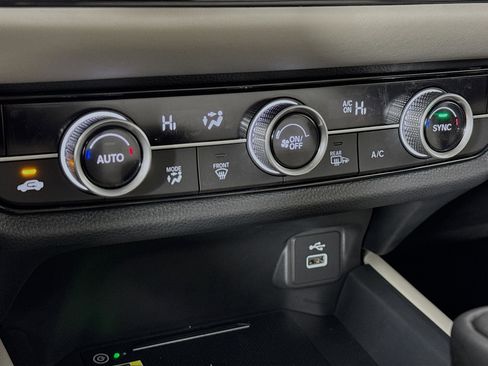 Certified 2025 Honda HR-V EX-L image 15