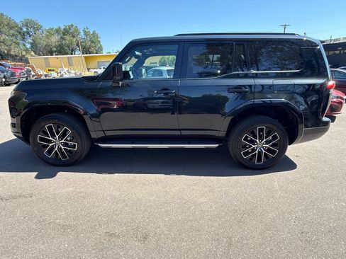 Used 2026 Lexus GX 550 w/ Accessory Package (2T) AWD/4WD image 4