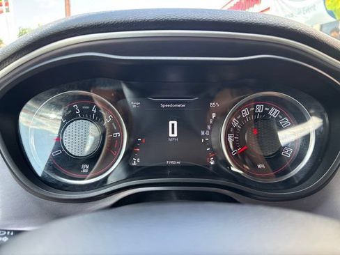 Used 2019 Dodge Challenger SXT w/ Driver Convenience Group RWD image 21