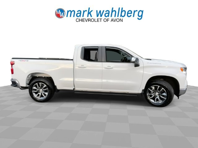 Used 2024 Chevrolet Silverado 1500 LT AWD/4WD image 9