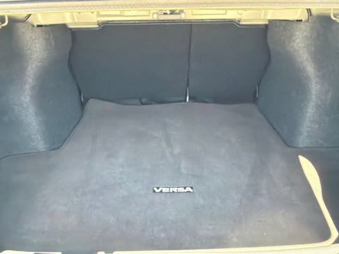 Used 2025 Nissan Versa SV FWD image 17