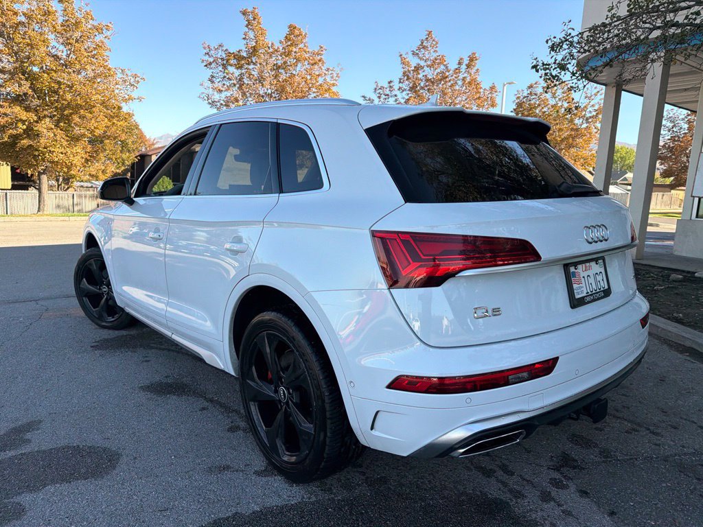 Used 2022 Audi Q5 2.0T Prestige AWD/4WD image 9