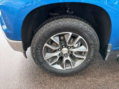Used 2023 Chevrolet Silverado 1500 LT w/ All Star Edition Plus AWD/4WD image 9