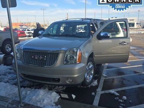 Used 2013 GMC Yukon SLT w/ Texas Edition image 1