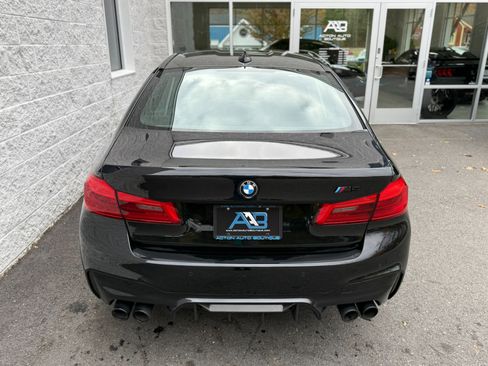 Used 2018 BMW M5 image 29