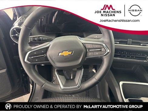 Used 2025 Chevrolet Equinox LT image 26