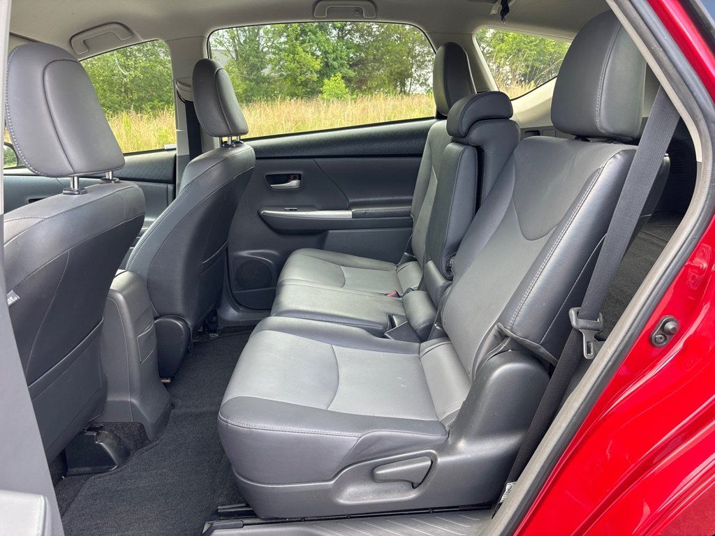 Used 2014 Toyota Prius V Five FWD image 13