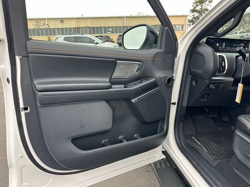 New 2025 Ford Expedition Tremor image 15