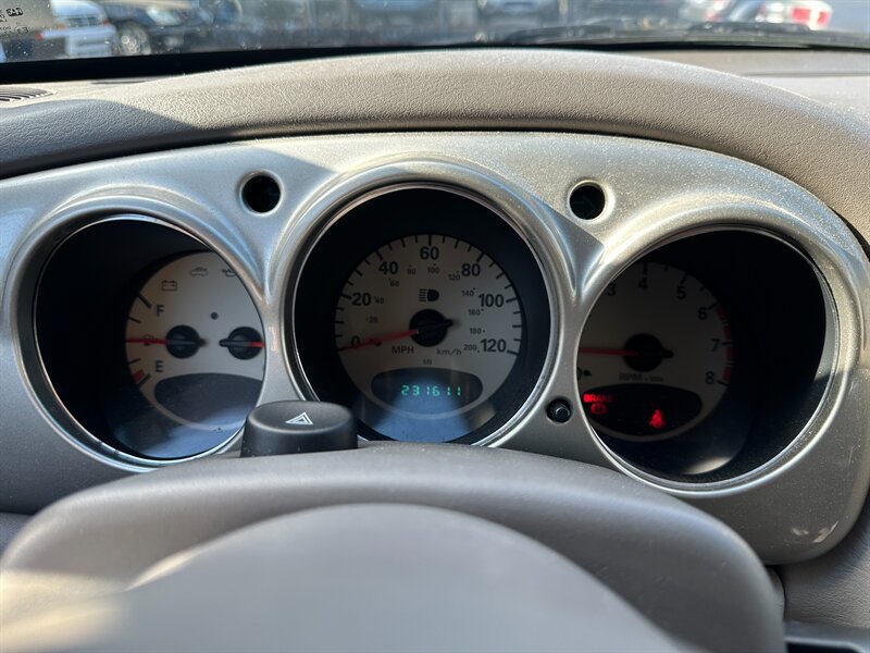 Used 2005 Chrysler PT Cruiser FWD image 21