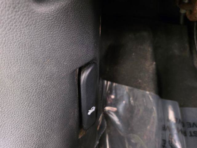 Used 2021 Nissan Sentra SR FWD image 17