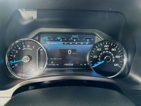 Used 2017 Ford F150 Lariat image 24