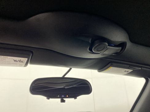 Used 2008 Pontiac Solstice GXP w/ Premium Package image 29