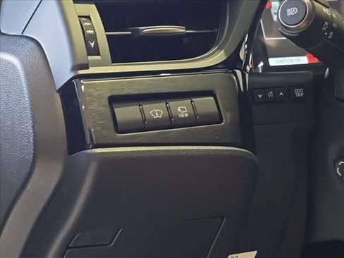 New 2025 Lexus ES 350 w/ Luxury Package image 18