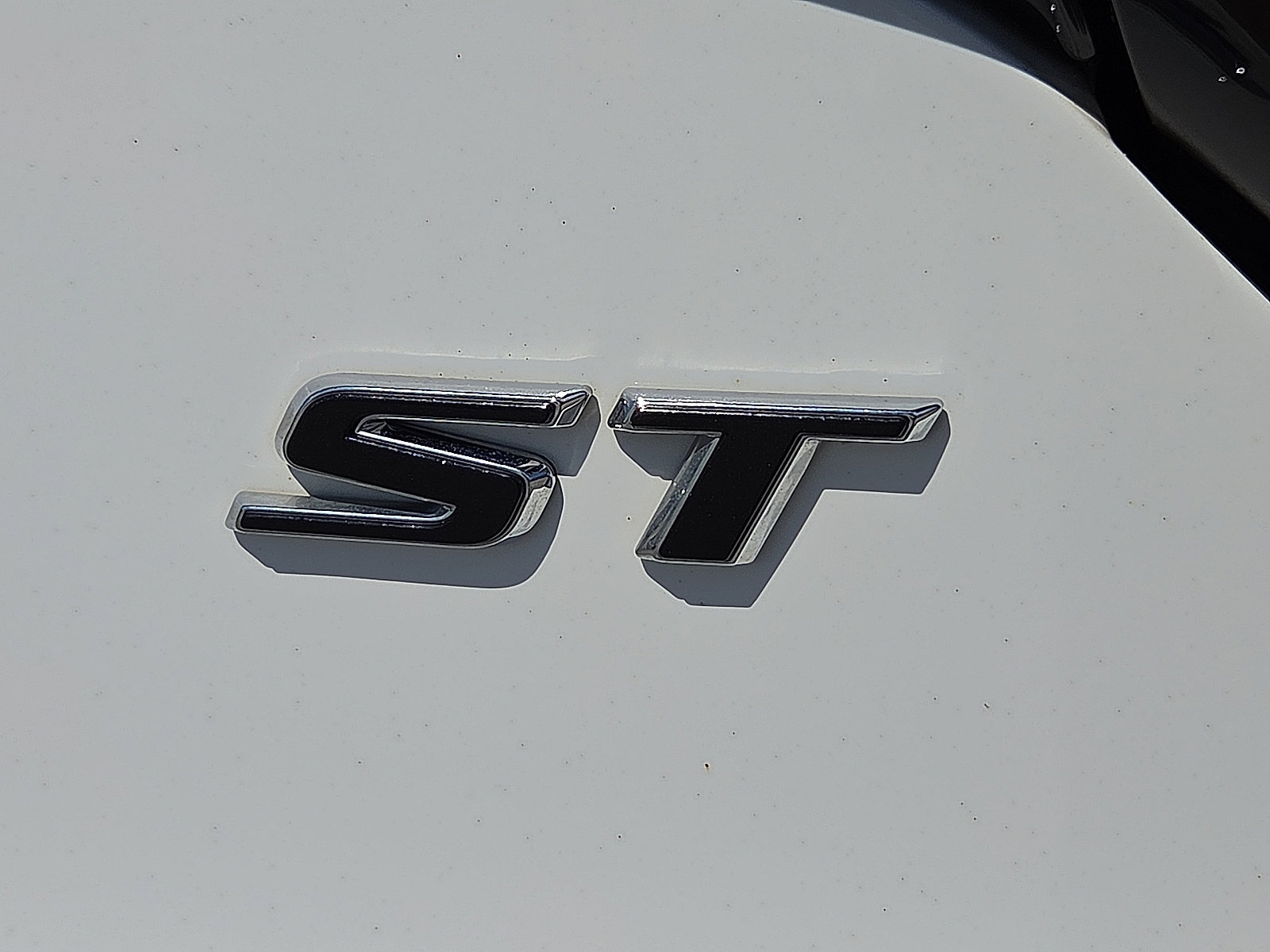 Certified 2024 Buick Encore GX Sport Touring FWD image 9