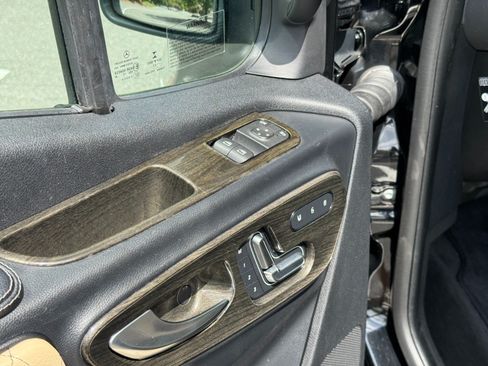 Used 2022 Mercedes-Benz Sprinter 3500 image 31
