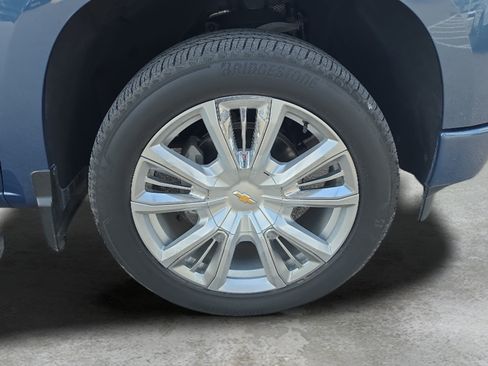 Used 2024 Chevrolet Silverado 1500 High Country AWD/4WD image 26