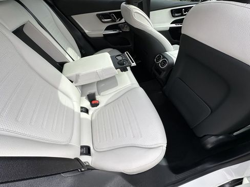 Certified 2024 Mercedes-Benz GLC 300 4MATIC w/ AMG Line image 17