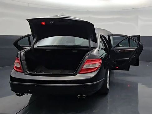 Used 2011 Mercedes-Benz C 300 4MATIC Sedan image 21