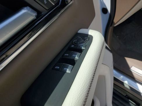 New 2026 GMC Yukon XL Denali AWD/4WD image 18