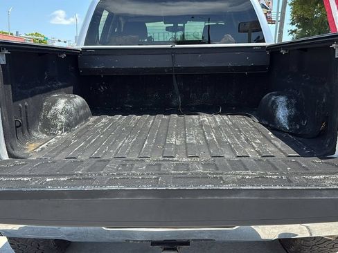 Used 2014 Chevrolet Silverado 1500 LT w/ LT Convenience Package RWD image 9