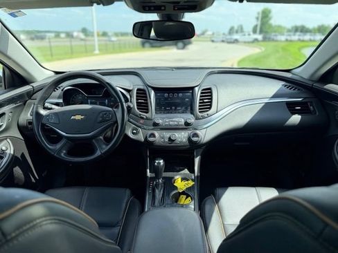 Used 2019 Chevrolet Impala Premier FWD image 6