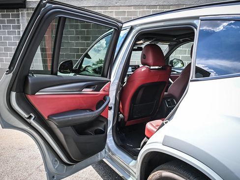 Used 2022 BMW X3 sDrive30i w/ M Sport Package 2 RWD image 12