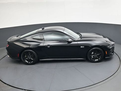 Used 2024 Ford Mustang GT RWD image 20