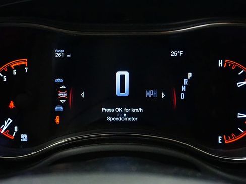 Used 2018 Dodge Durango R/T image 31