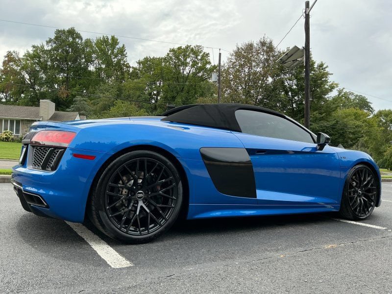 Used 2018 Audi R8 V10 AWD/4WD image 5