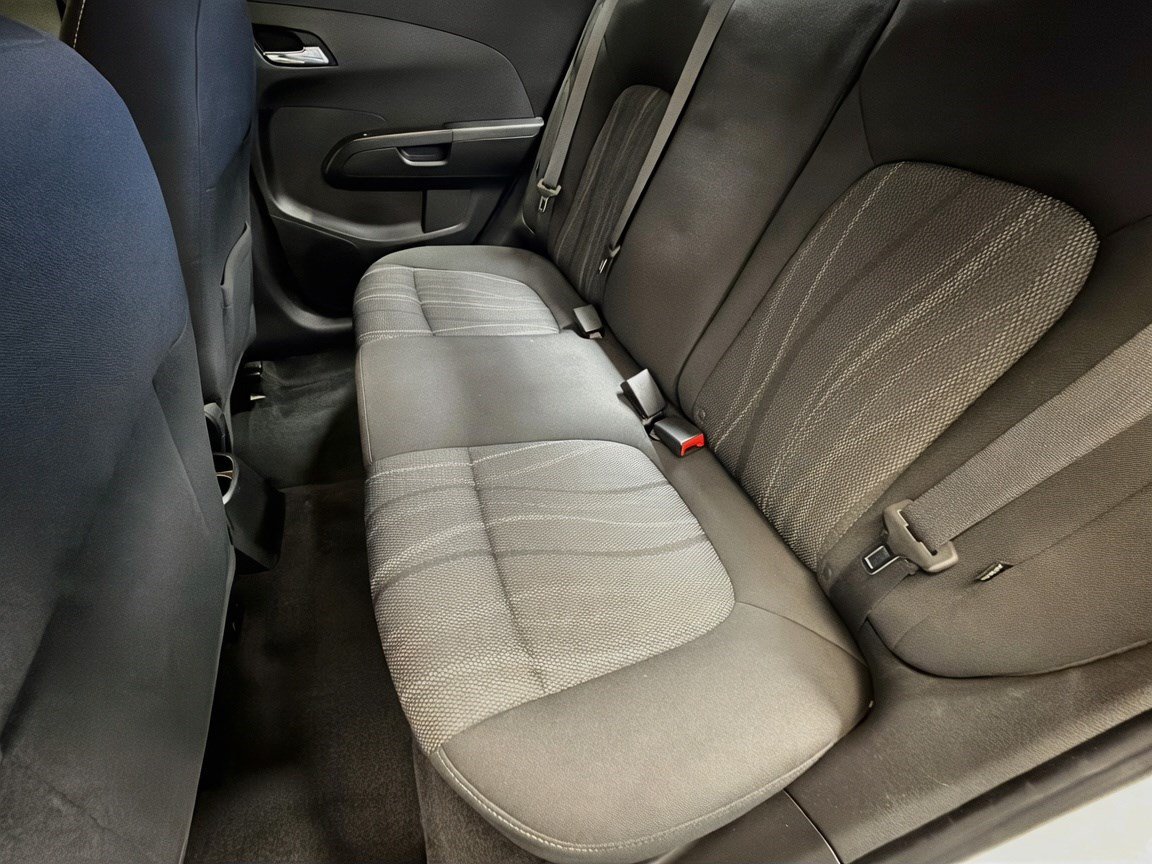 Used 2019 Chevrolet Sonic LT w/ Convenience Package FWD image 13