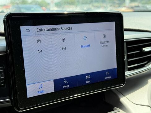 Used 2023 Ford Explorer XLT w/ Equipment Group 202A AWD/4WD image 27