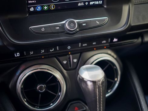 Used 2020 Chevrolet Camaro LT RWD image 12