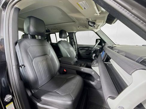 Certified 2022 Land Rover Defender 110 SE image 30