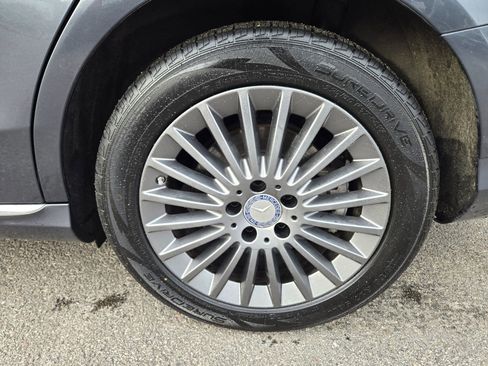 Used 2016 Mercedes-Benz C 300 4MATIC Sedan image 24