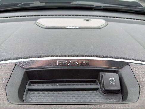 Used 2025 RAM 1500 Laramie w/ Night Edition image 38