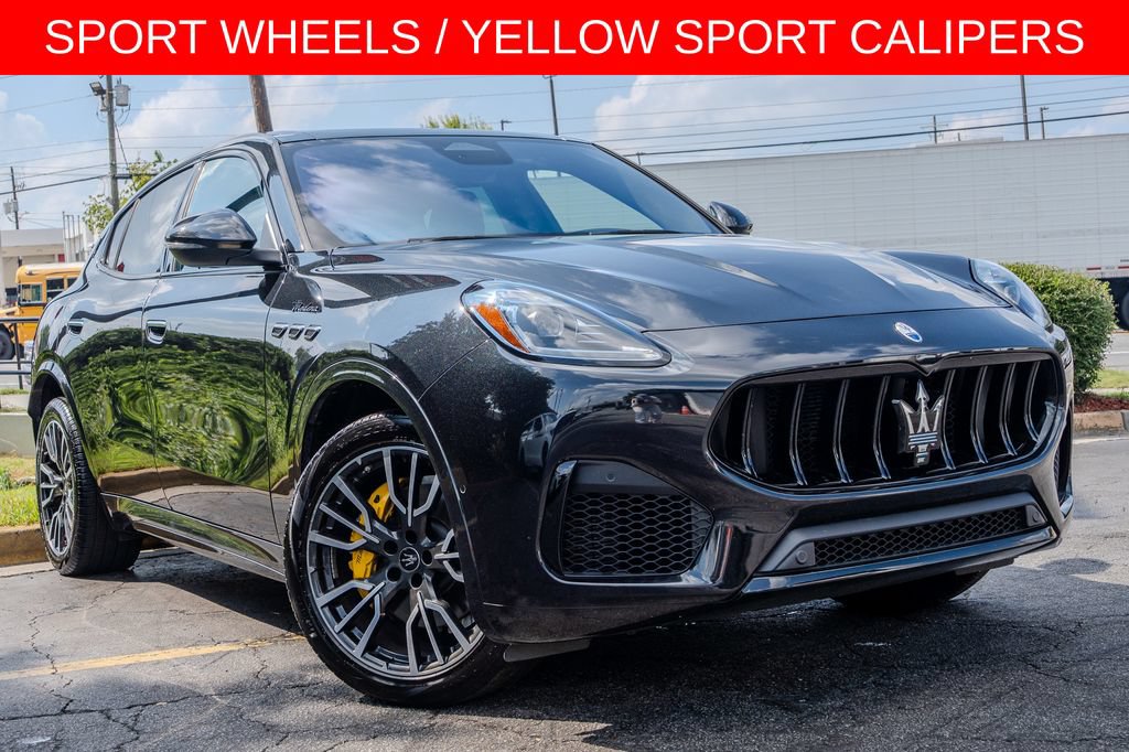 Used 2023 Maserati Grecale Modena AWD/4WD image 3
