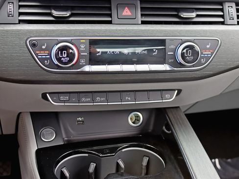 Used 2021 Audi A4 2.0T Premium Plus w/ Premium Plus Package AWD/4WD image 25