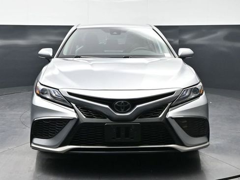 Used 2024 Toyota Camry XSE FWD image 2