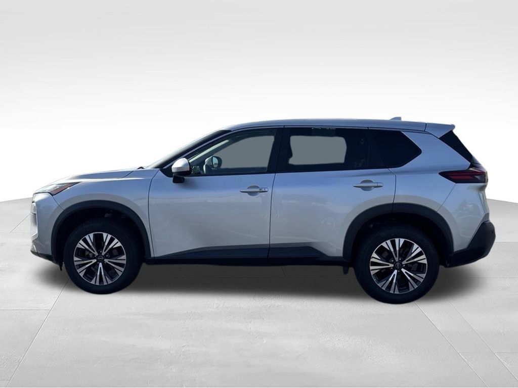 Used 2023 Nissan Rogue SV FWD image 8