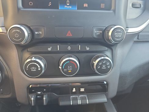 Used 2023 RAM 1500 Big Horn AWD/4WD image 23