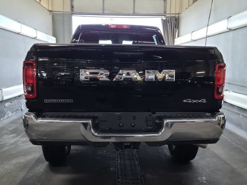 Used 2025 RAM 2500 Big Horn AWD/4WD image 7